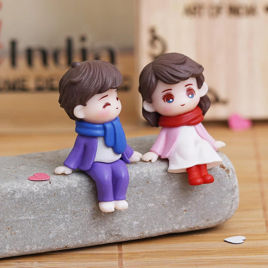 Valentine Gift for Girlfriend Boyfriend Cute Boy and Girl Sitting Couple Statue